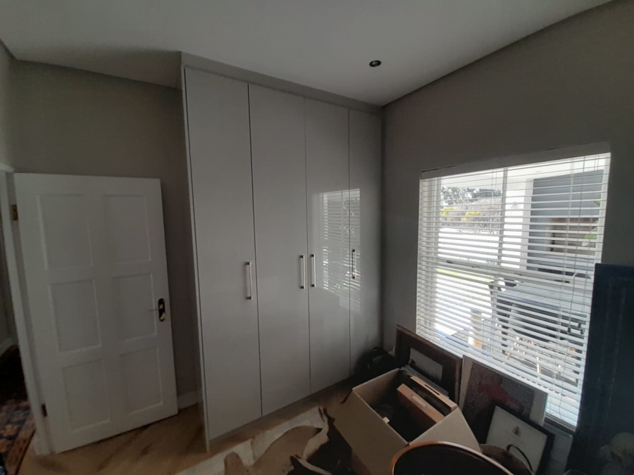 To Let 4 Bedroom Property for Rent in Croydon Vineyard Estate Western Cape